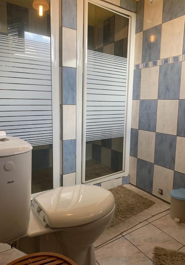 Hébergement mouchas F4 - dans Villa les Polycias Sainte-Luce Esterno foto